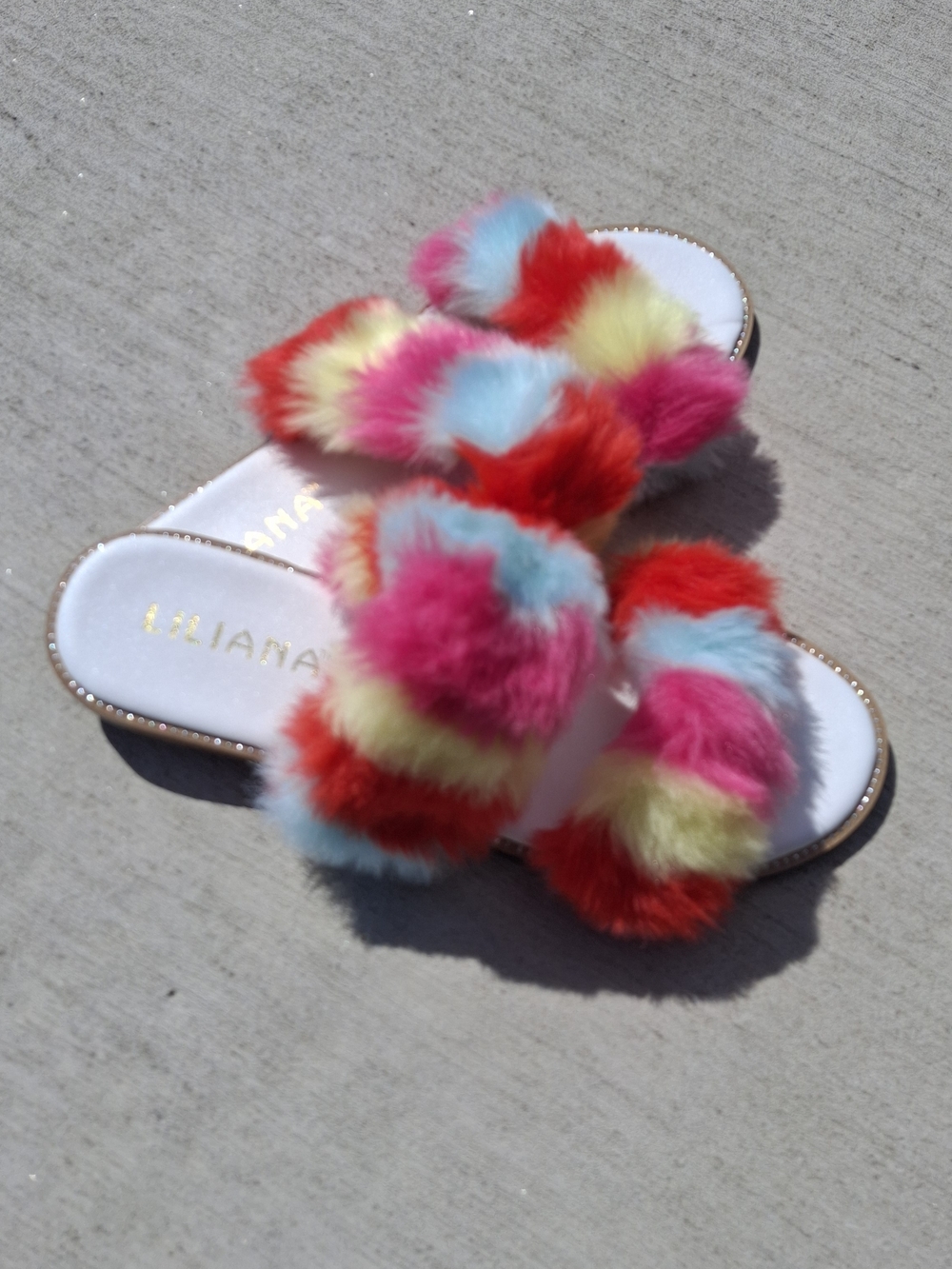 Liliana Multicolor Fuzzy Faux Fur Slide Sandals Size 8.5